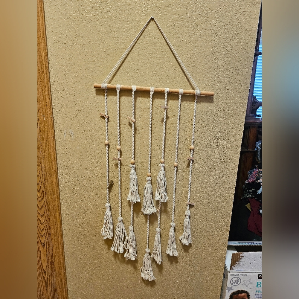 Macrame Photo Hanger